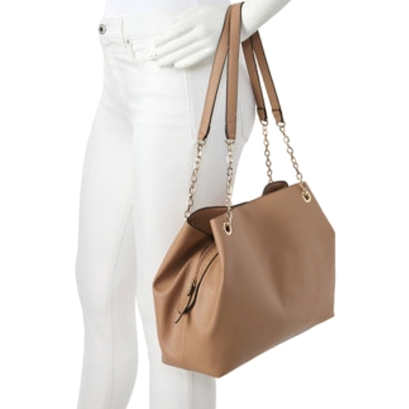Mathew & Julian Handbags - Mathew & Julian Triple Entry, Four Postered, Shoulder Bag. In Camel & Gold NWT